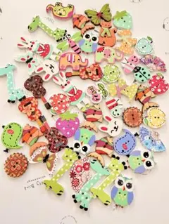 まとめ売り⭐︎かわいい木製ボタン　ハンドメイド　洋服ボタン　飾り