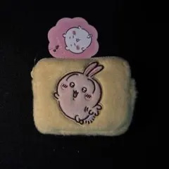 ちいかわ　ふわふわミニポーチ　うさぎ