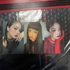 HANA 1st Album HANA 封入トレカ　3種　モモカ　MOMOKA