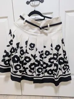 【美品】エムズグレイシー 花柄 フレアスカート