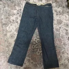 ナチュラルビューティーベーシック　デニム ストレートパンツのサムネイル