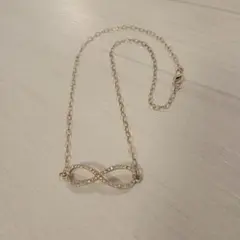 無限大モチーフ ネックレス シルバー