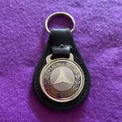 メルセデスベンツ　キーホルダー