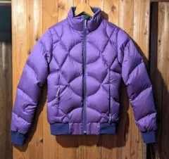 【メルカリ市特別価格】Mountain Hardware ダウンジャケット XSのサムネイル
