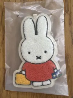 ミッフィーサガラ刺繍パスケース
