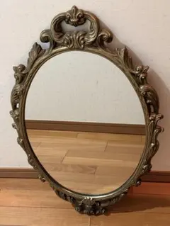 アンティーク調壁掛けミラー 上品装飾フレーム