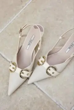 herlipto Buckle-Belted Slingback Pumpsのサムネイル
