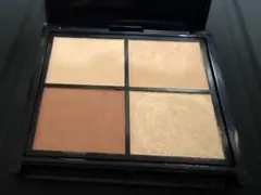 ミリム マルチアイシャドウパレット