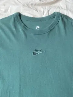 NIKE Tシャツ　グリーン　綿100%