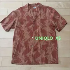 ユニクロ　ハワイ　メンズシャツ　XSのサムネイル