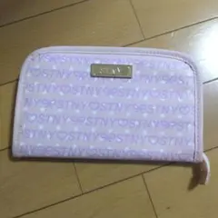 薄いピンク ロゴ入りマルチケース