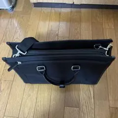 Emporio Armani ビジネスバッグ（リクルート用）