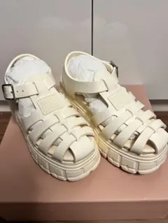 Miumiu 装飾ヒールプラットフォームサンダル24cm結婚式パーティー Miumiu 装飾ヒールプラットフォームサンダル24cm結婚式パーティー