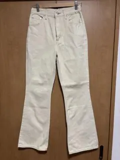 SLY JEANS フレアデニムパンツ　ホワイト　25インチ