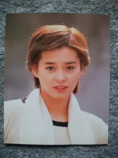 Item thumbnail for item 2afd2898-4859-469b-a08d-36e2a53e4862