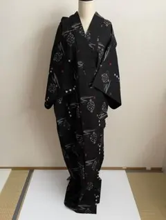 (美品)浴衣　トトロ　公式タグ付き　花柄　帯セット　赤✖️黄リバーシブル大人用 美品)浴衣 トトロ 公式タグ付き 花柄 帯セット 赤✖️黄リバーシブル