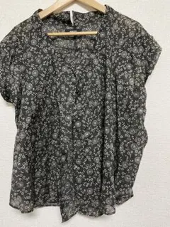 ZUCCA 花柄ブラウスのサムネイル