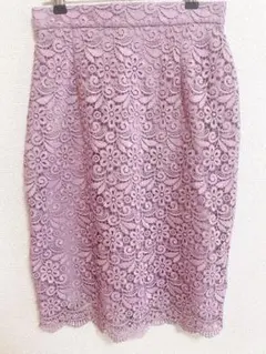 UNIQLO ユニクロ　薄紫 花柄レース タイトスカート
