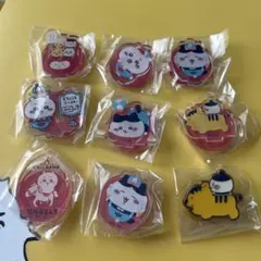 ちいかわ アクリルスタンド ピンバッジ