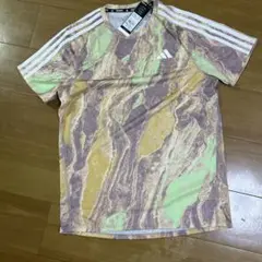 アディダスランニングシャツ新品定価5500円