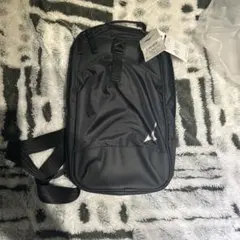 ブラック スリングバッグ ナイロン製