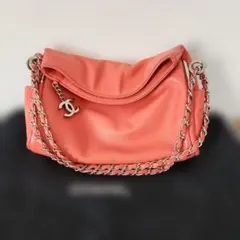 CHANEL コーラル レザー ショルダーバッグ