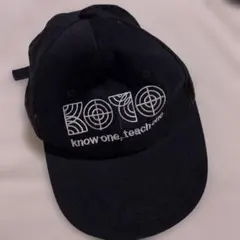 코토 노우 원, 티치 원 엠브로이더리 캡 블랙