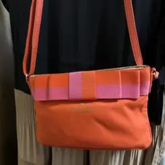 kate spade NEW YORK リボン柄ショルダーバッグのサムネイル