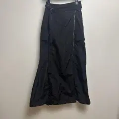 黒の光沢ロングスカート　Bou Jeloud ブージュルード