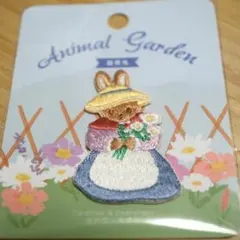 ウサギ 刺繍ワッペン 兎 花 アップリケ 5.3×3.6cm 未使用