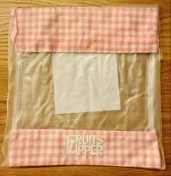 FRUITS ZIPPER 松本かれん かわぬいのおうちポーチ - メルカリ