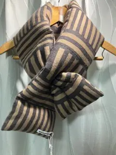 新品タグ付 ミナペルホネン カシミヤ ダウンマフラー 茶×チャコール