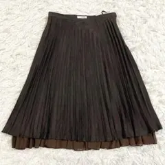 アーヴェヴェ a.v.v プリーツスカート M ブラウン きれいめ 上品なのサムネイル