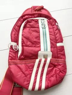 ★未使用★adidasボディバッグ　ワンショルダー　スポーツ　レッド