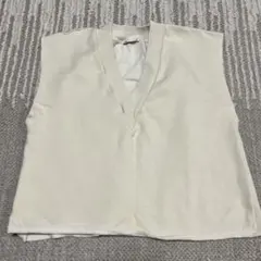 ZARA ノースリーブ Vネック セーター アイボリー