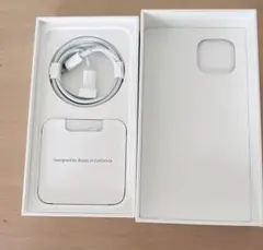iPhone14 純正ライトニングケーブルと箱のみ iPhone本体なし