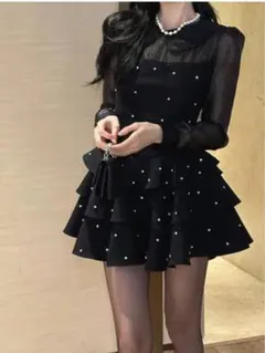 パール装飾付きブラックパーティードレス