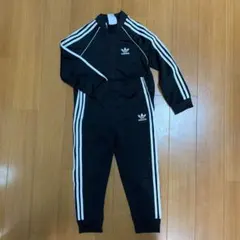 adidasオリジナルジャージセットアップ
