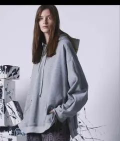 【美品】MAISON SPECIAL プルオーバー パーカーのサムネイル