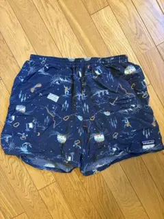 Patagonia ネイビー柄ショートパンツ Sサイズ