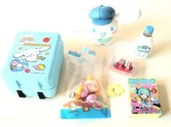 ミニチュア　キャリーケース詰めてお出かけ