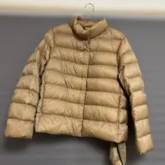 ベージュ ジャケット