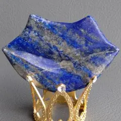 ラピスラズリ　バイライト入り　星　台座付き　大きめスター☆　天然石 ラピスラズリ 星☆ スター 握り石 パイライト 天然石 自立可能 no.2098
