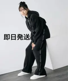 [完売商品]カルバンクライン　ロングスエットパンツ　新品未使用　タグ付き