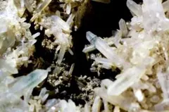 水晶クラスター ビーズ・アクセサリー