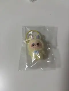 ラブブ ガチャガチャ 黄色