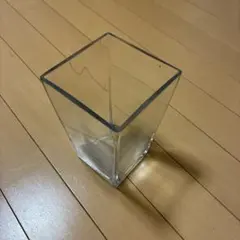 スクエア　花瓶のサムネイル