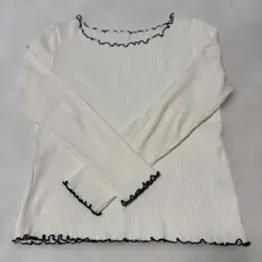 リブ編み ホワイト 長袖Tシャツ フリル付き