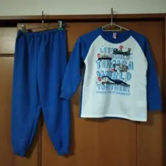 トミカ　スエット　パジャマ　120㎝　美品