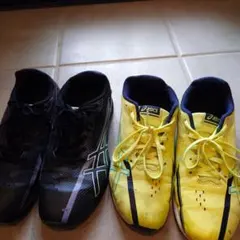 ASICS スニーカー 2足セット ブラック イエロー　25㌢